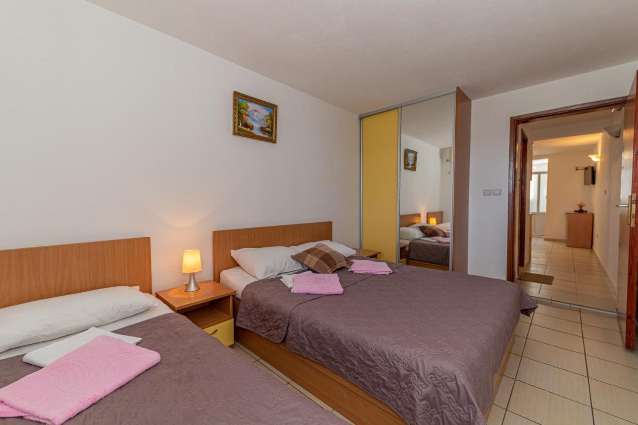 Apartment Knezevic Petrovac Εξωτερικό φωτογραφία