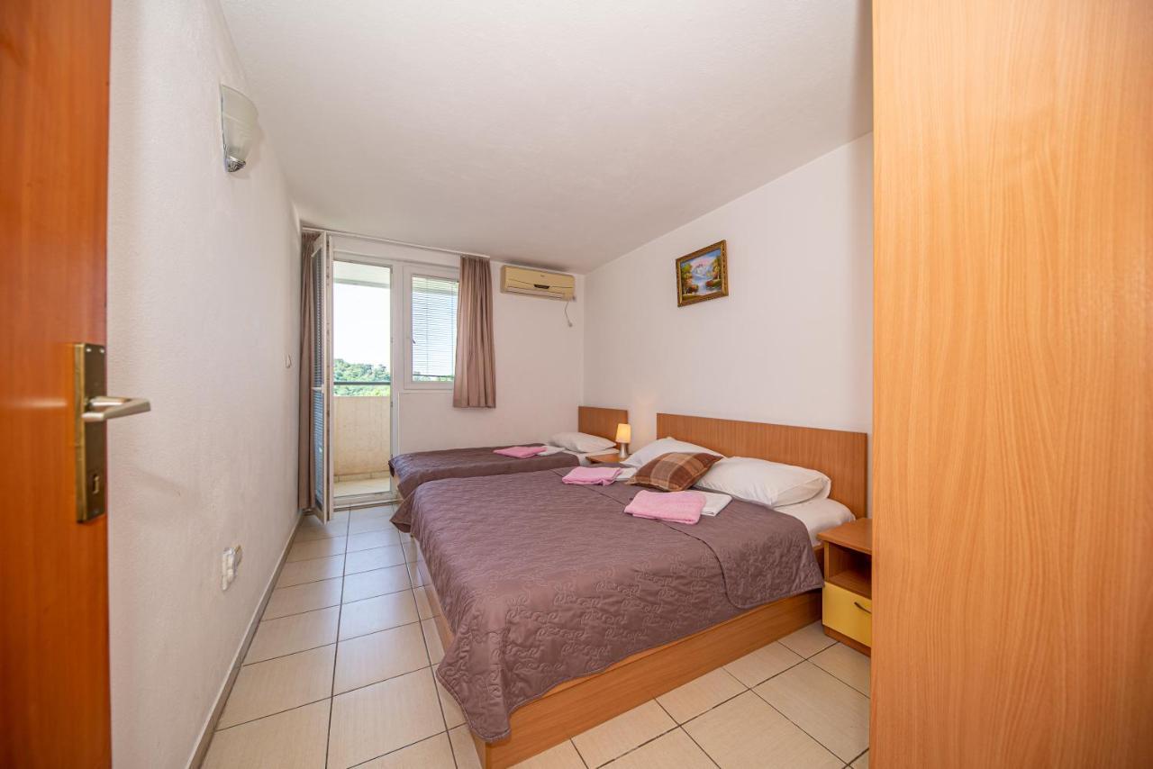 Apartment Knezevic Petrovac Εξωτερικό φωτογραφία