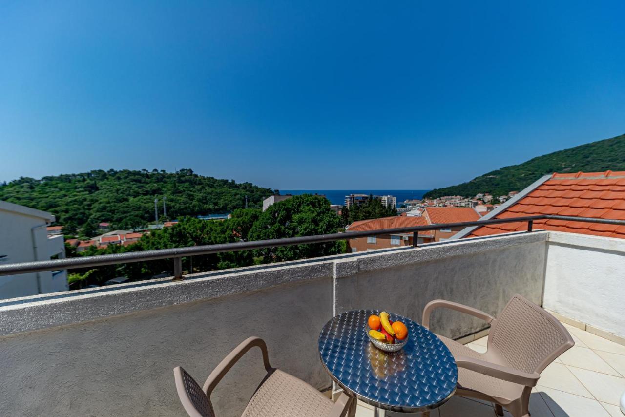 Apartment Knezevic Petrovac Εξωτερικό φωτογραφία