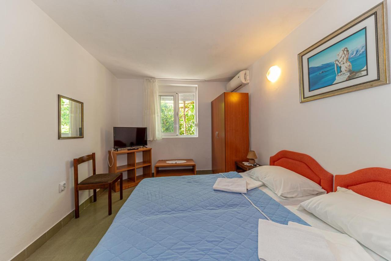 Apartment Knezevic Petrovac Εξωτερικό φωτογραφία