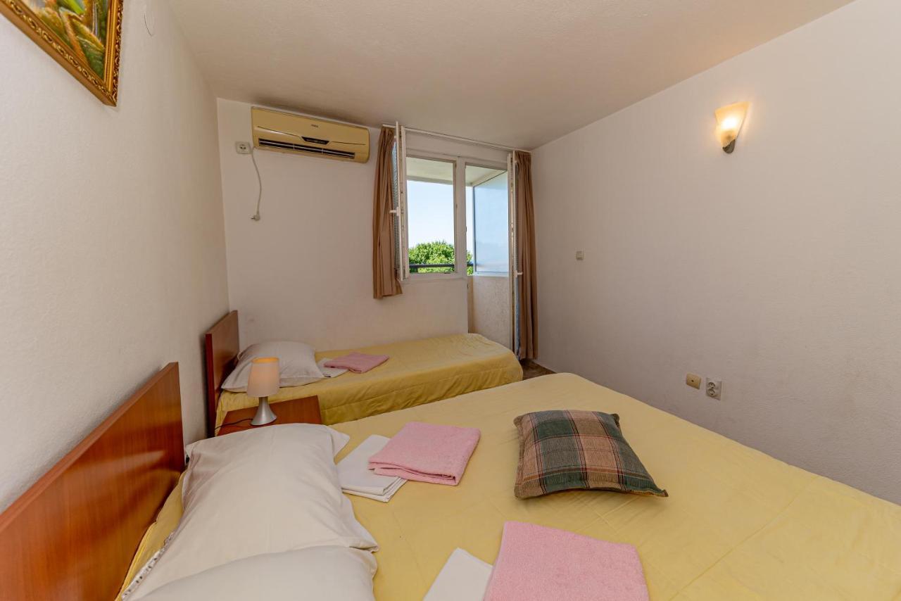 Apartment Knezevic Petrovac Εξωτερικό φωτογραφία