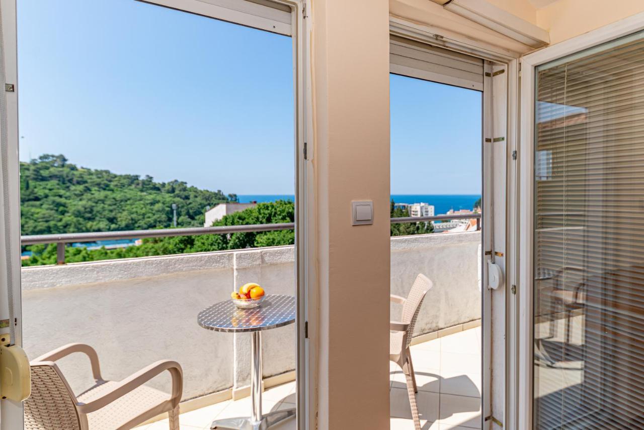 Apartment Knezevic Petrovac Εξωτερικό φωτογραφία
