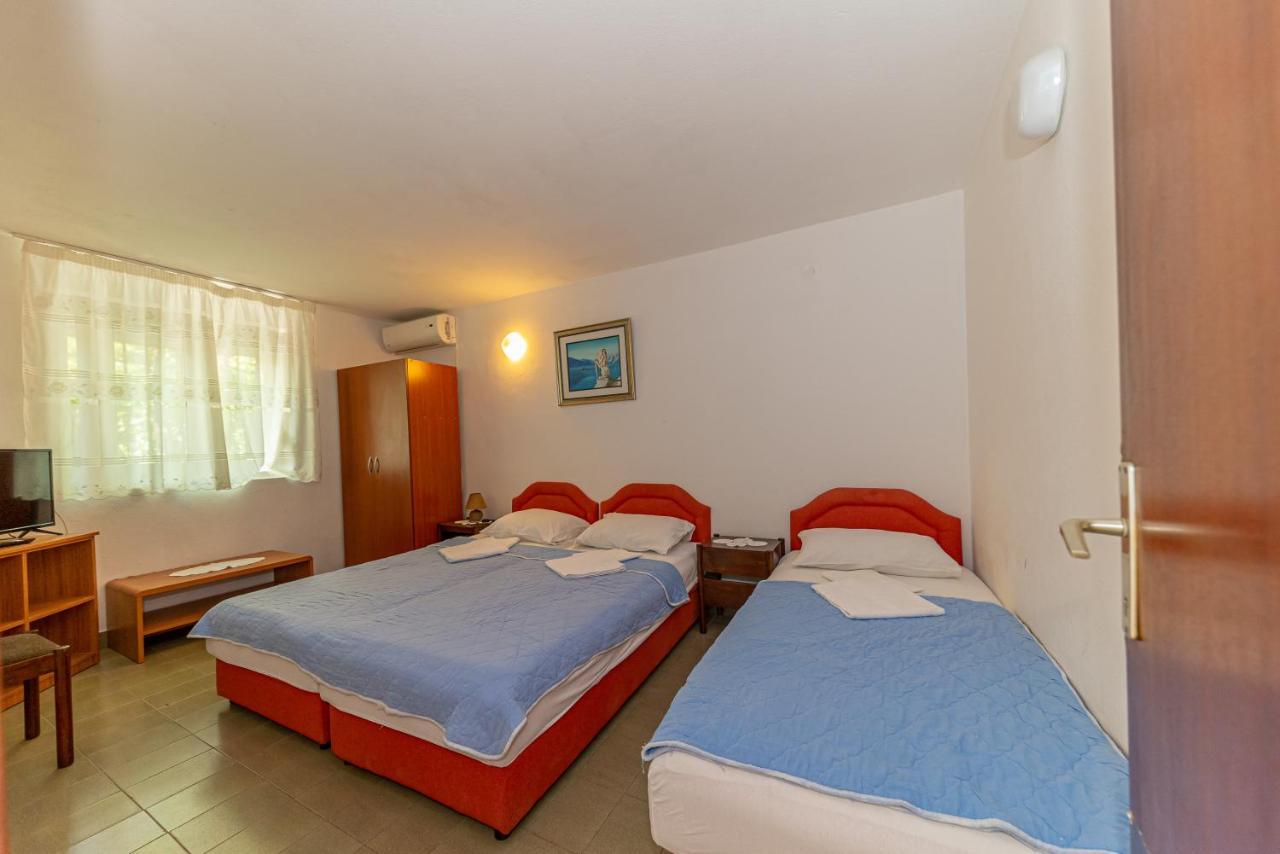 Apartment Knezevic Petrovac Εξωτερικό φωτογραφία