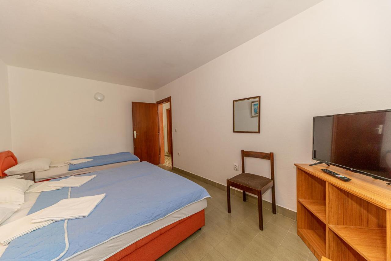 Apartment Knezevic Petrovac Εξωτερικό φωτογραφία