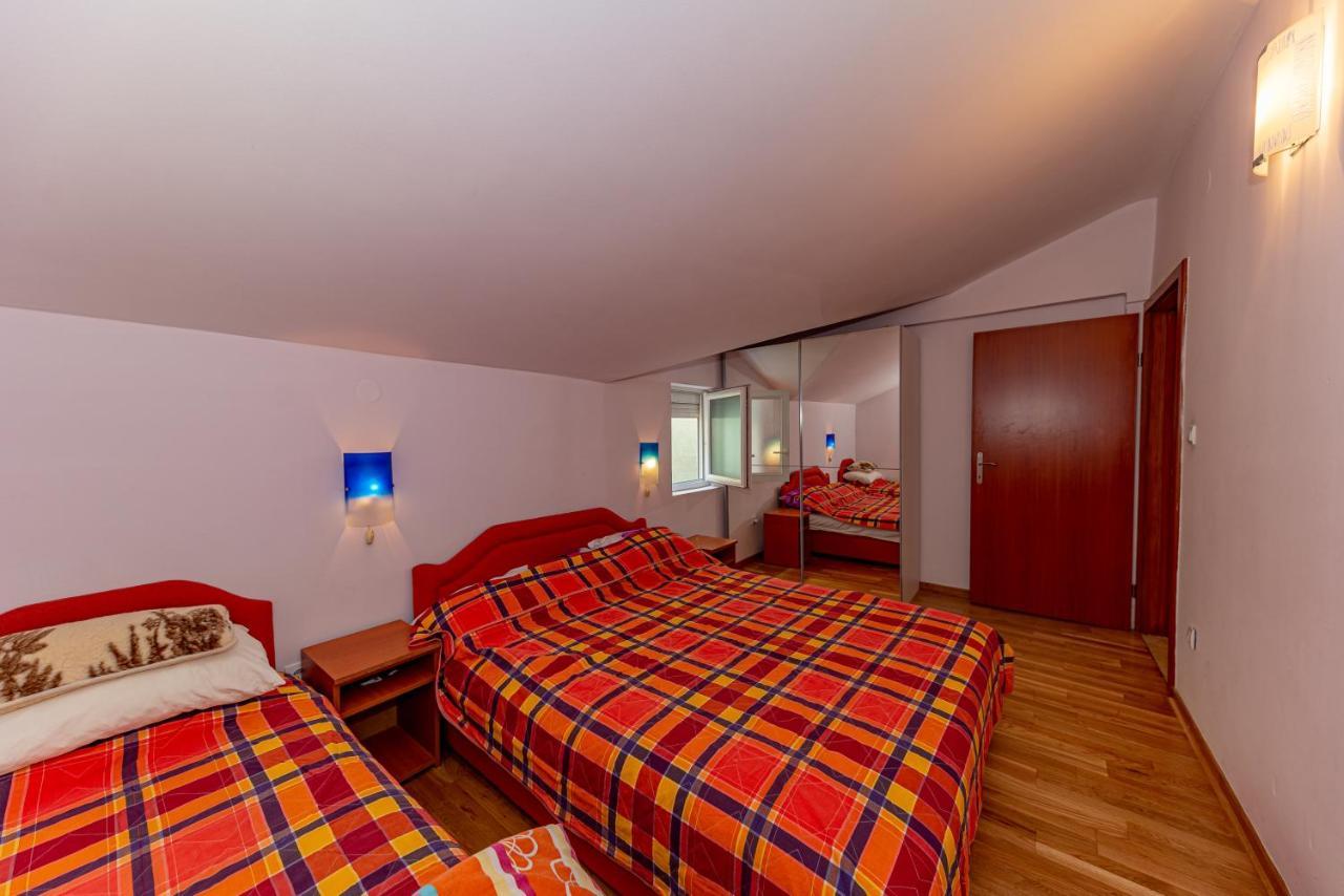 Apartment Knezevic Petrovac Εξωτερικό φωτογραφία